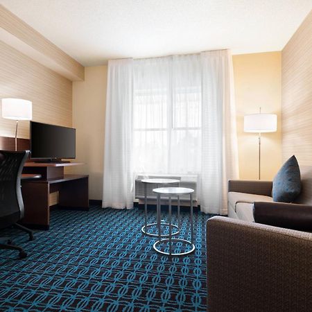 Fairfield Inn & Suites By Marriott Charlottesville Downtown/University Area Eksteriør billede