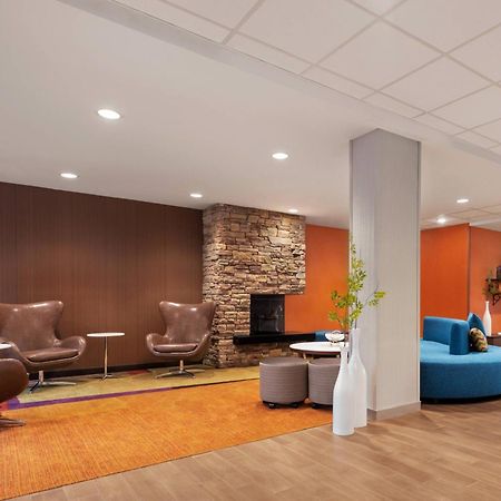 Fairfield Inn & Suites By Marriott Charlottesville Downtown/University Area Eksteriør billede