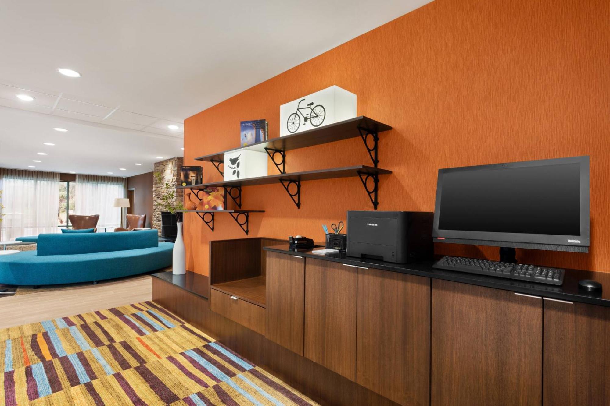 Fairfield Inn & Suites By Marriott Charlottesville Downtown/University Area Eksteriør billede