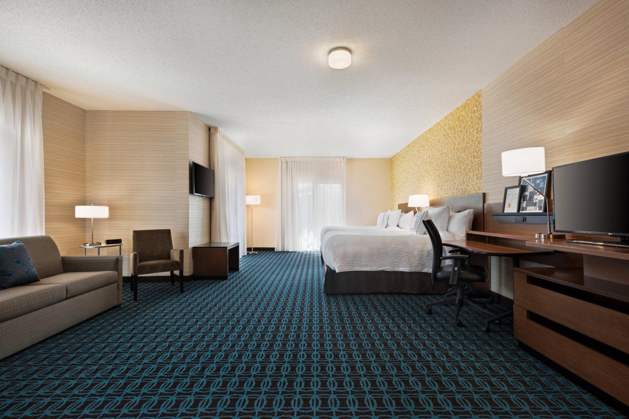 Fairfield Inn & Suites By Marriott Charlottesville Downtown/University Area Eksteriør billede