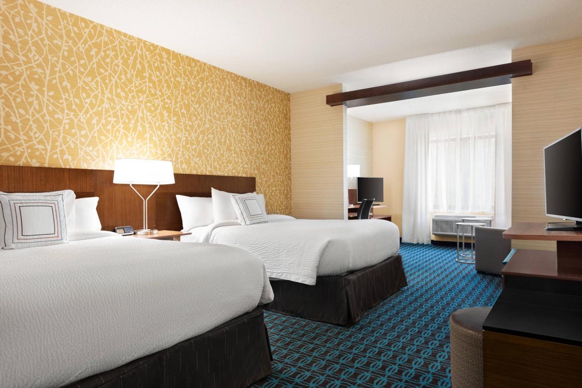 Fairfield Inn & Suites By Marriott Charlottesville Downtown/University Area Eksteriør billede